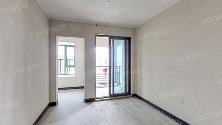 海成轨道0309二手房实景图