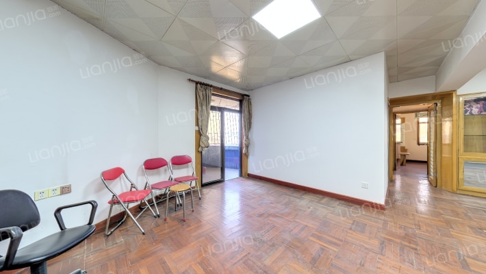 航苑大厦二手房实景图