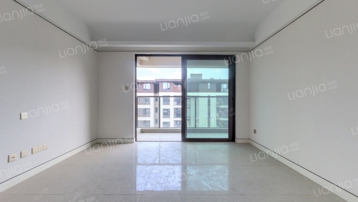 北湖揽樾二手房实景图