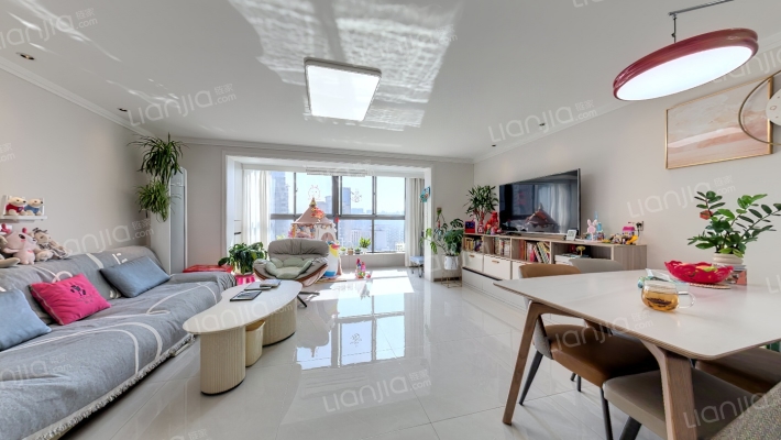 领秀长安二手房实景图