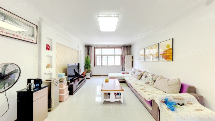 繁荣路156号院二手房实景图