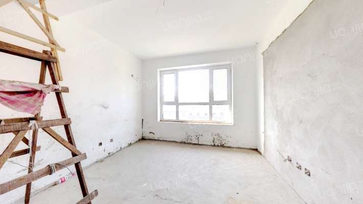 鼎新鼎润四季二手房实景图