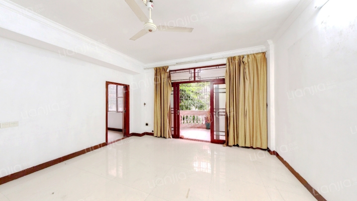 西南街第十四小区二手房实景图