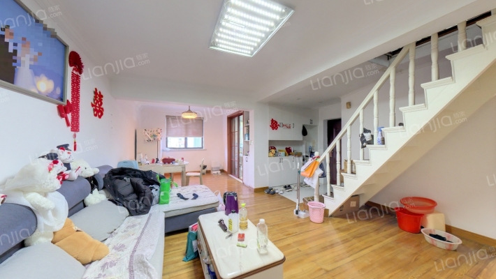 新建中路470弄二手房实景图