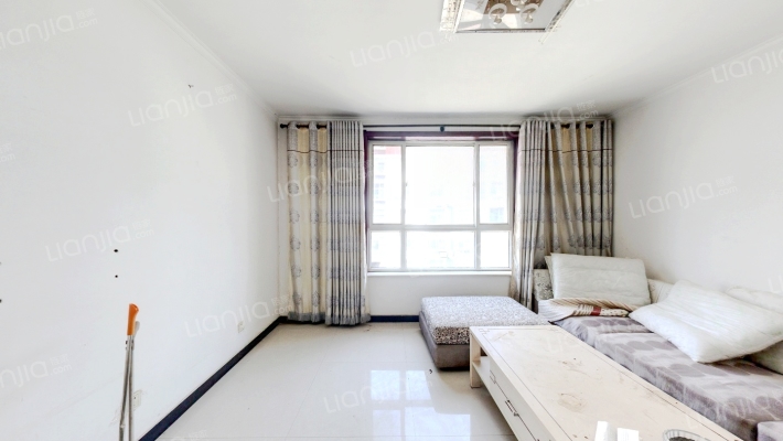 富强家园二手房实景图