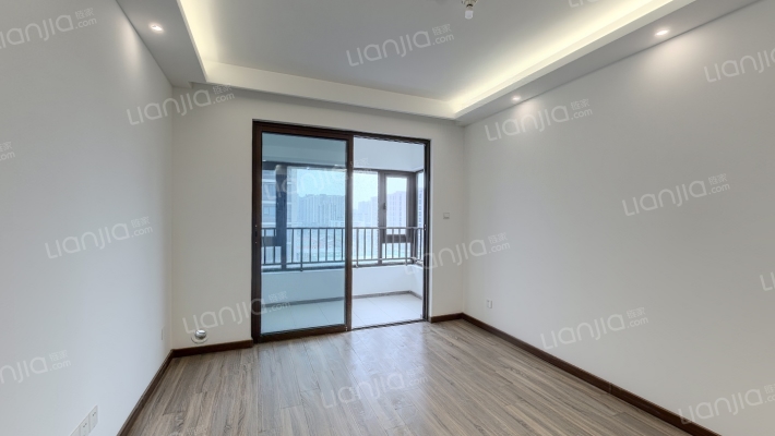 世茂云锦澜园二手房实景图