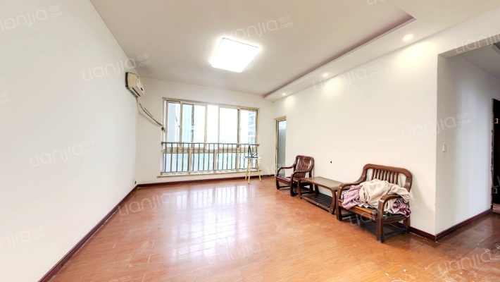 聚慧雅苑二手房实景图