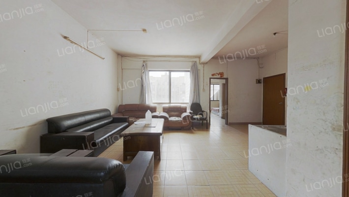 莲港花园二手房实景图