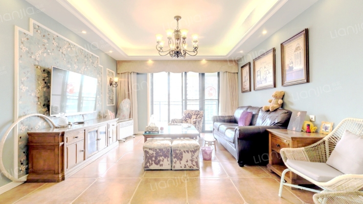 千禧河畔C区二手房实景图