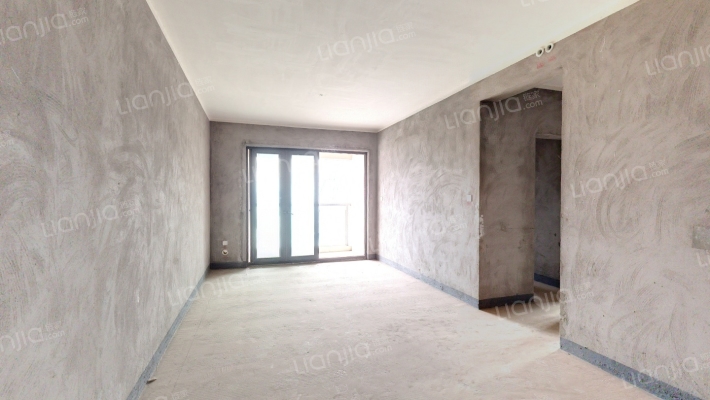 融创云湖十里G区二手房实景图