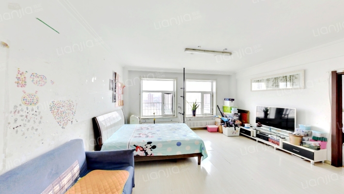 万通B区二手房实景图