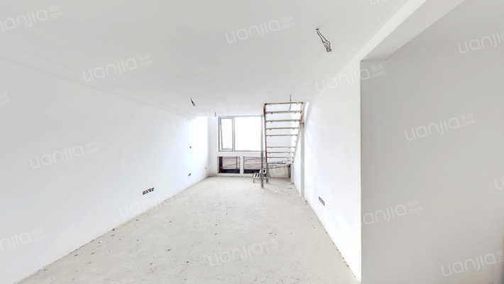 东鹏创富商业广场二手房实景图