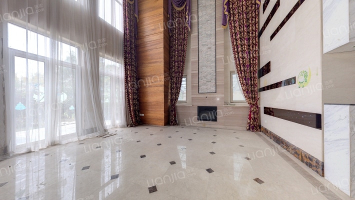 世茂佘山庄园二手房实景图