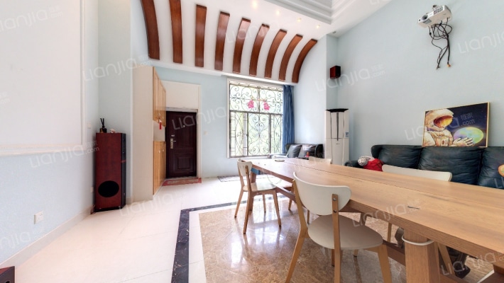 银泰花园(别墅)二手房实景图