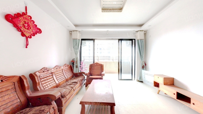 保利春天里二手房实景图