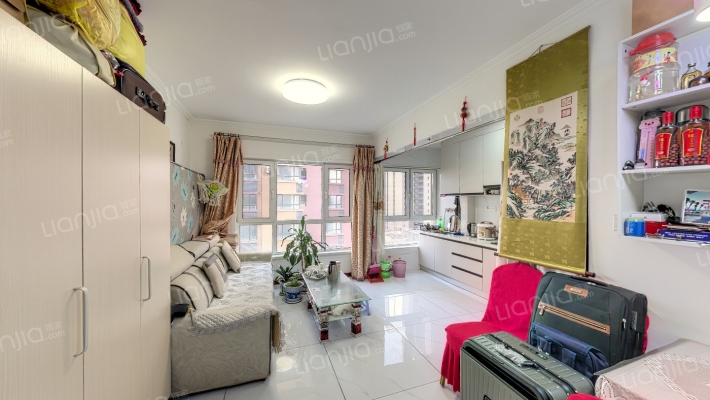 万科明日之光C区二手房实景图