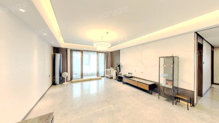 万科荣成兰乔圣菲东区二手房实景图