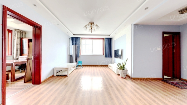 芙蓉小镇二手房实景图