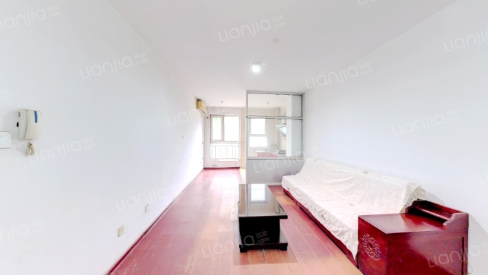 百盛郁金香二手房实景图