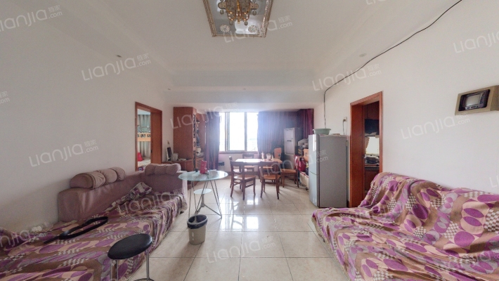 西亚广场二手房实景图