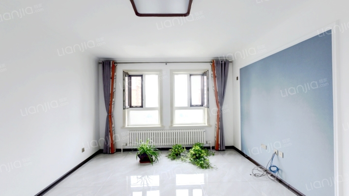 地铁名典丁香苑二手房实景图