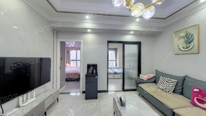 鲜花优活居二手房实景图