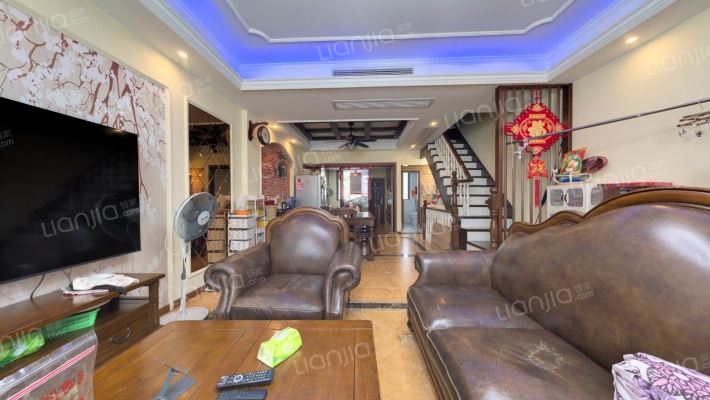 荣盛名邸(别墅)二手房实景图