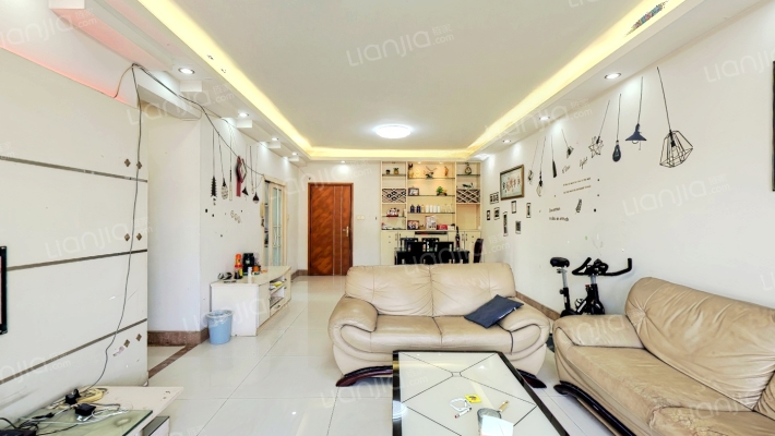 金榜豪庭二手房实景图