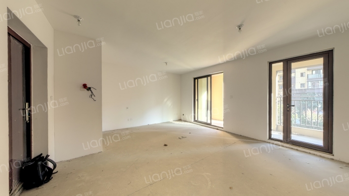 中昂朗樾二手房实景图