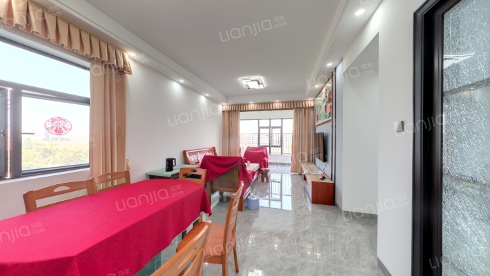 上筑雅居二手房实景图