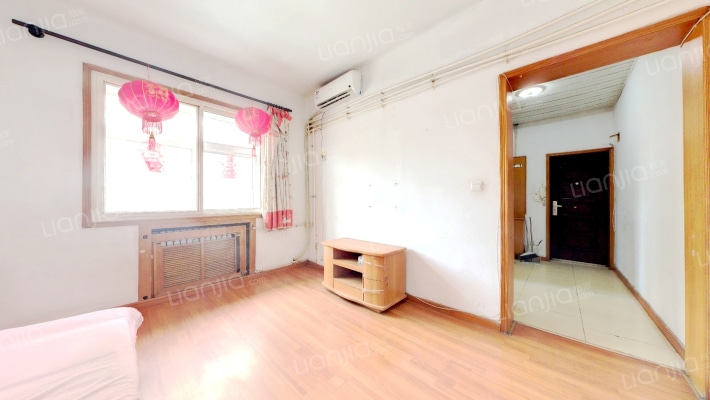 濒开里二手房实景图