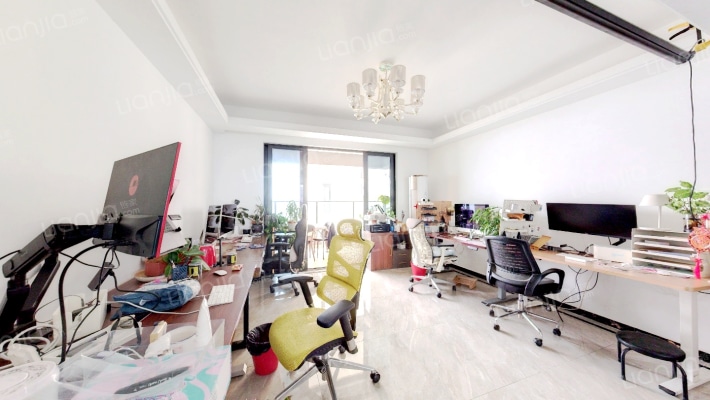 万润·滨江天著二手房实景图