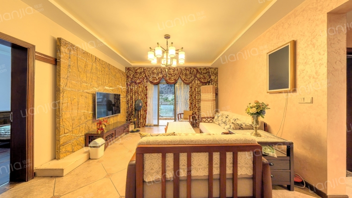 渝能国际二手房实景图