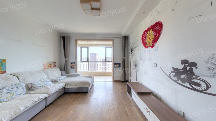 塔冢裕园C区二手房实景图