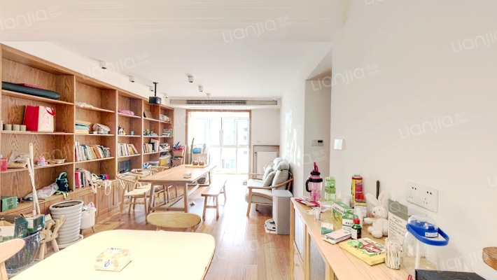 百盛苑二手房实景图