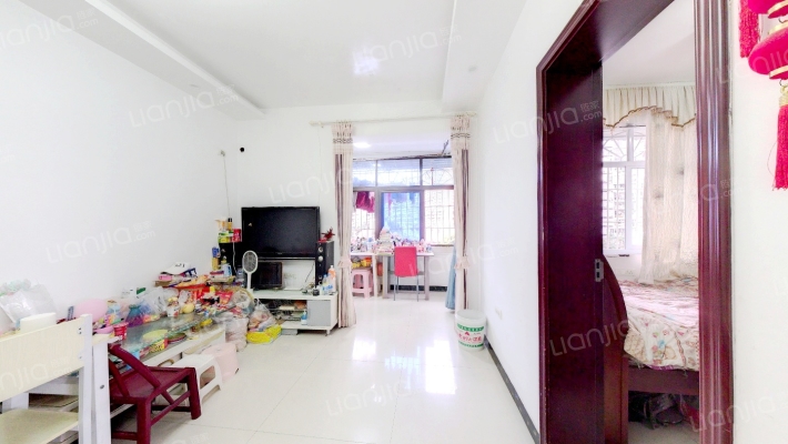 新桥新村二手房实景图