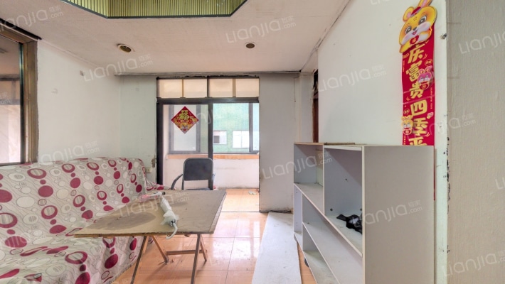 青云路100号二手房实景图