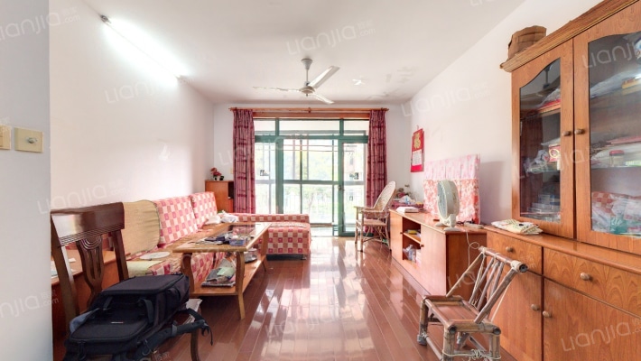 中大丽都二手房实景图