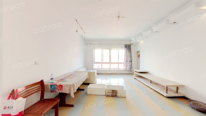 华泰新都A区环保家园二手房实景图