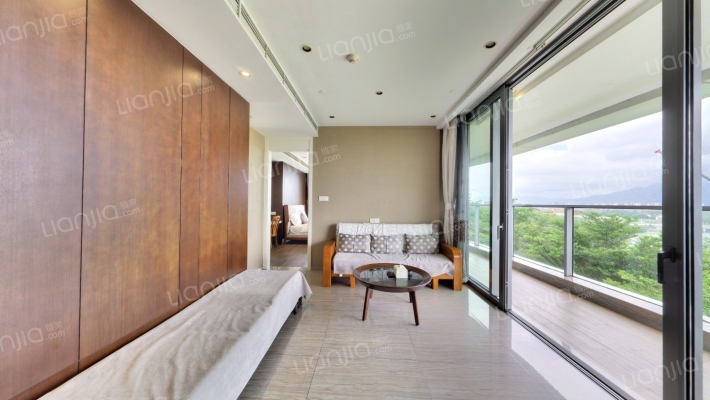 国家海岸·保利财富中心二手房实景图