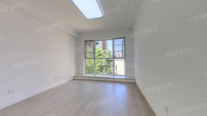 蓝光东方天地二手房实景图