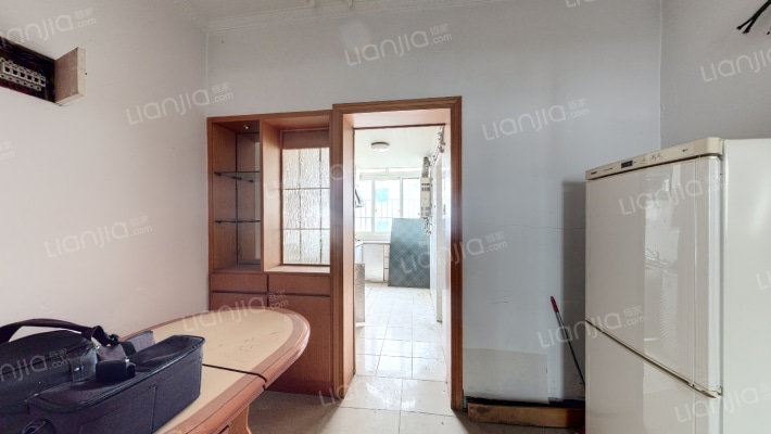 花山湾新村八区二手房实景图