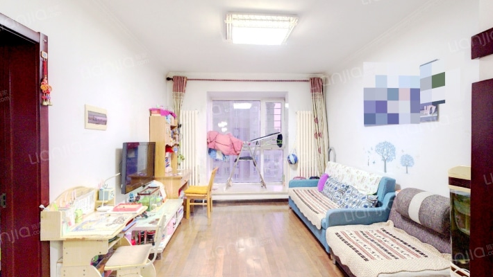 东湾半岛第三区二手房实景图