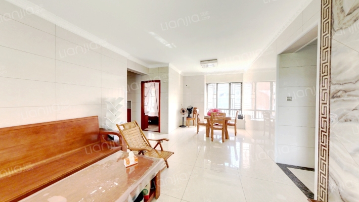 海伦湾二手房实景图