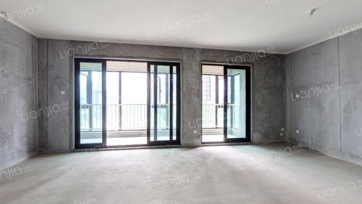 保利天和二手房实景图