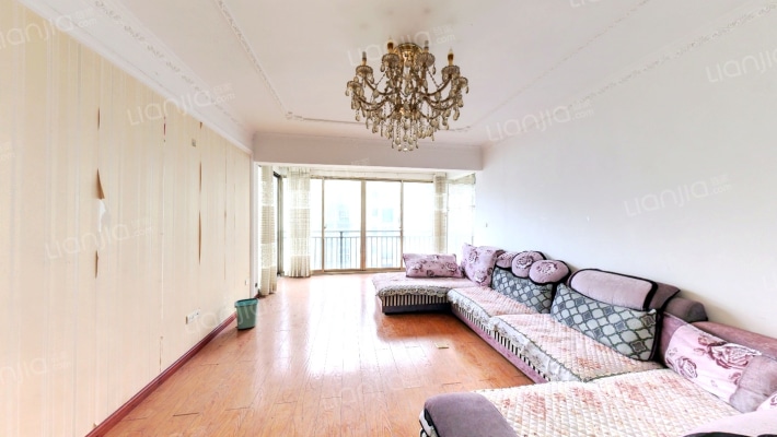 荷塘月色二手房实景图