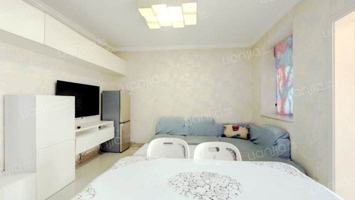 清风丽苑二手房实景图