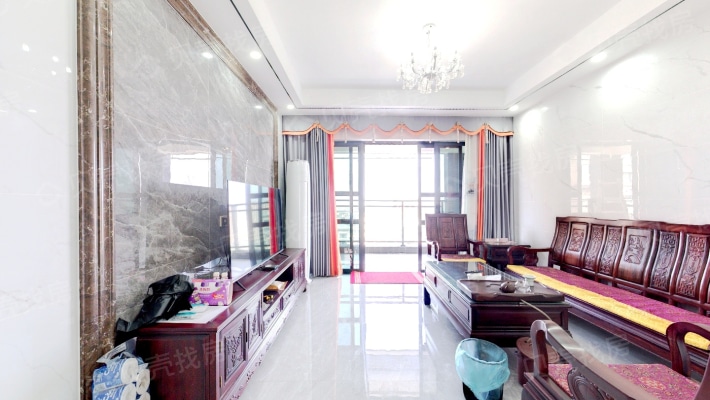惠州惠城鼎峰国汇山4室2厅128平米二手房总价252万，单价19688元/平米