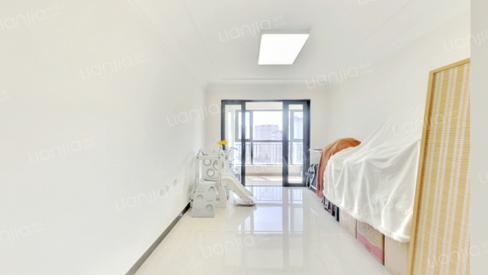 恒大翡翠华庭二手房实景图