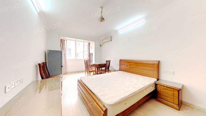 江浦路2009弄二手房实景图